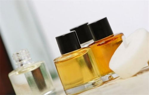 千色坊 视觉盛宴，诠释品牌美学——从产品图片到店铺装修的化妆品视觉营销艺术